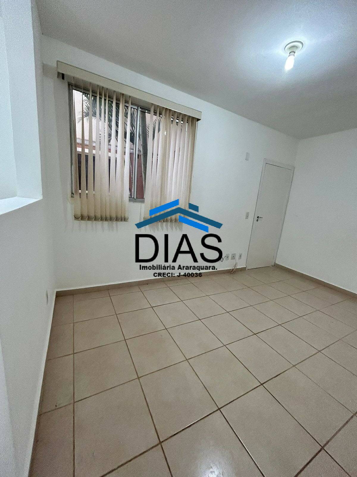 Apartamento à venda com 2 quartos, 45m² - Foto 4