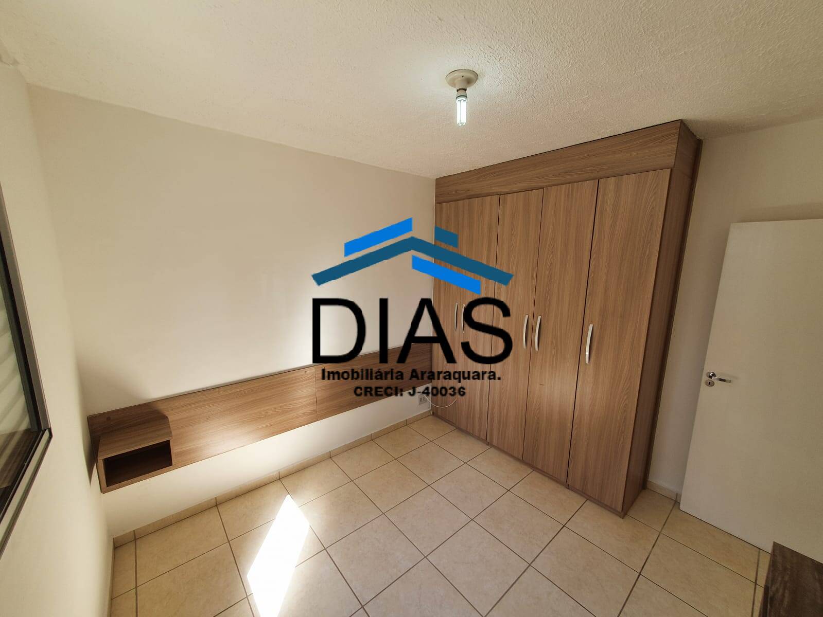 Apartamento à venda com 2 quartos, 50m² - Foto 4