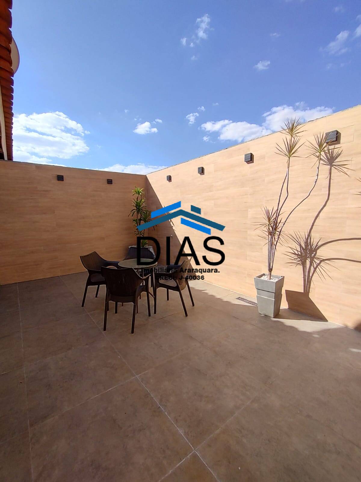 Casa à venda com 2 quartos, 76m² - Foto 15