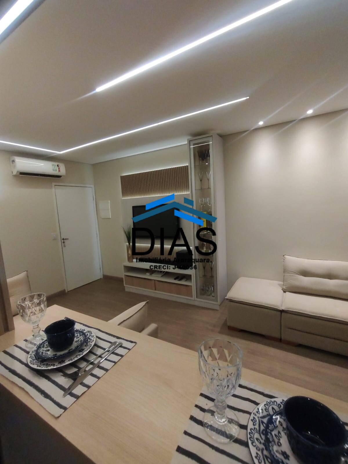 Casa à venda com 2 quartos, 76m² - Foto 4