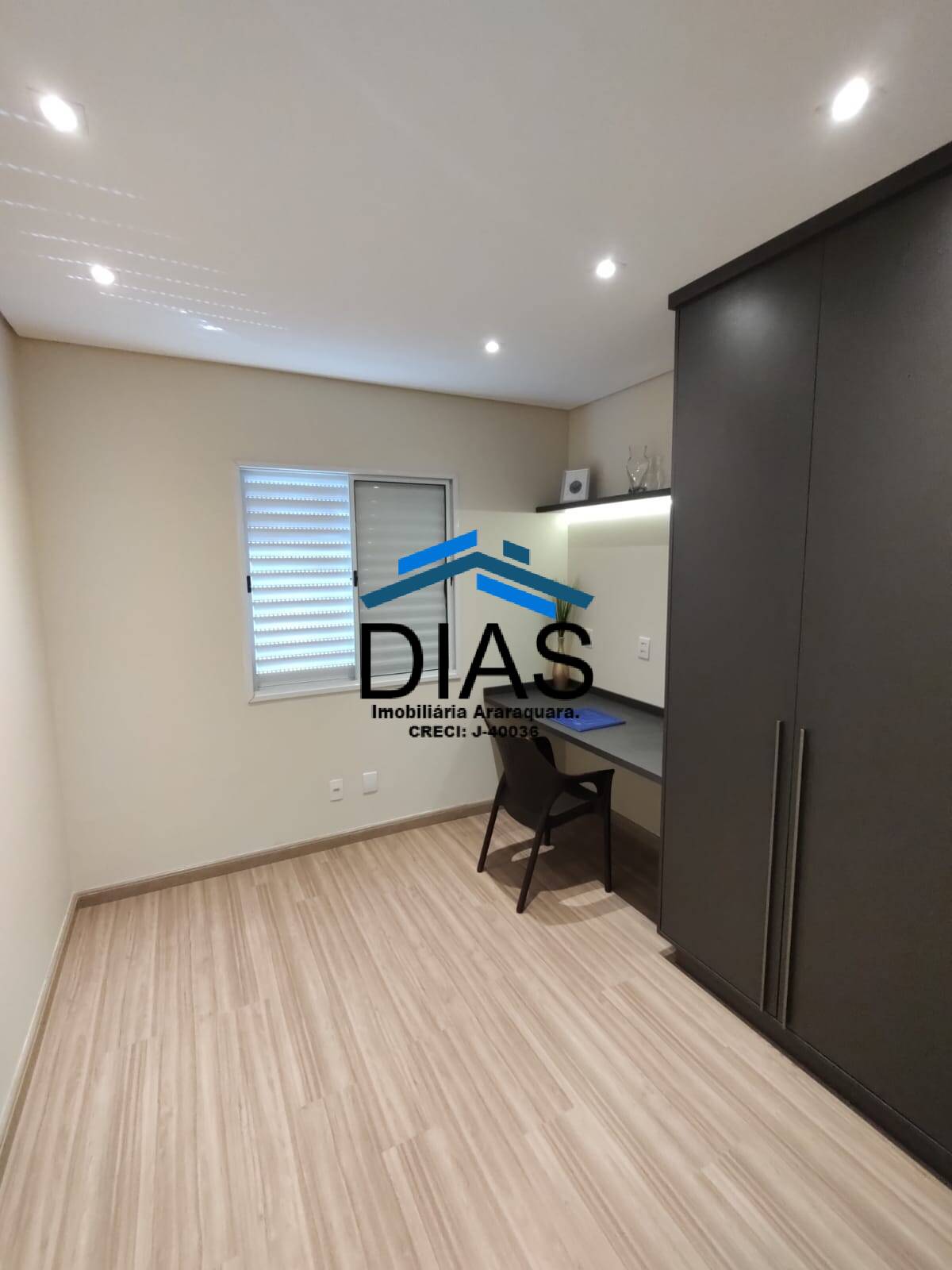 Casa à venda com 2 quartos, 76m² - Foto 9