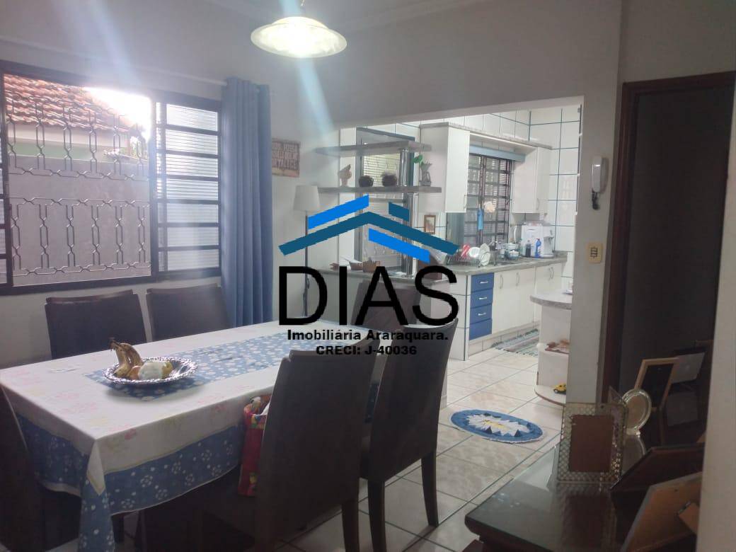 Casa à venda com 3 quartos, 161m² - Foto 7