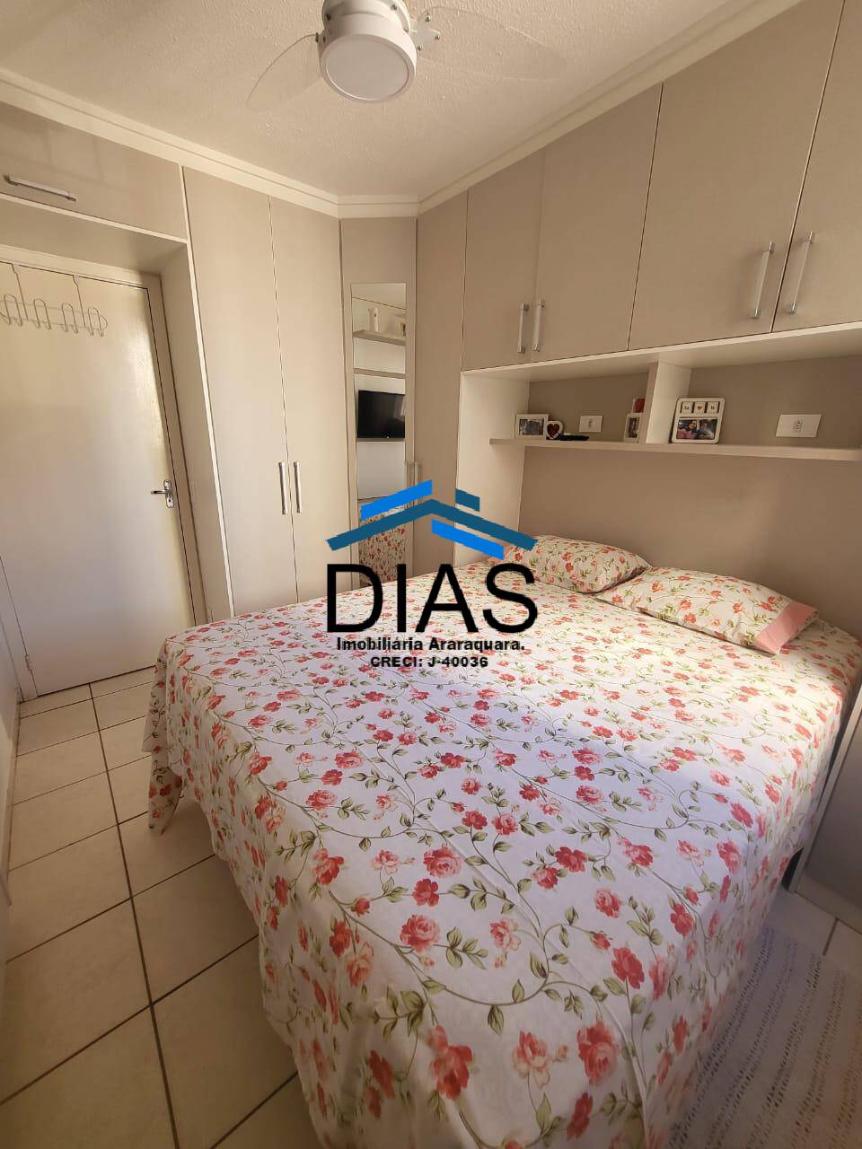 Apartamento à venda com 2 quartos, 55m² - Foto 13