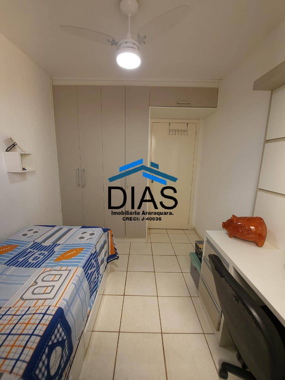 Apartamento à venda com 2 quartos, 55m² - Foto 11