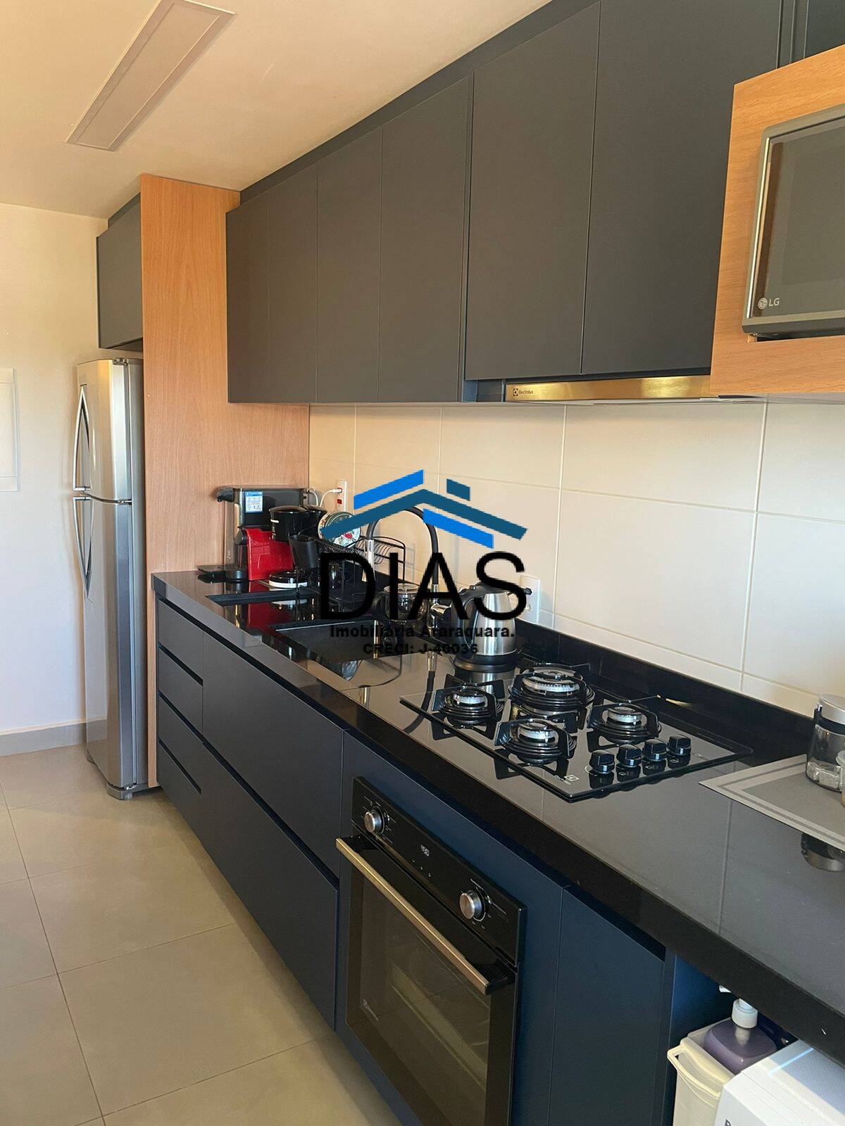 Apartamento à venda com 3 quartos, 93m² - Foto 6