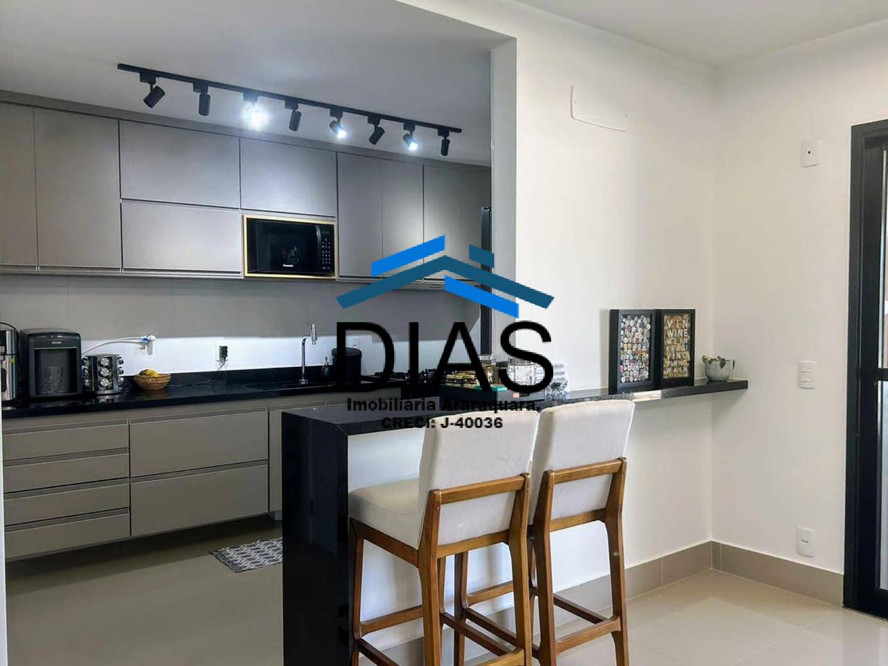 Apartamento à venda com 3 quartos, 124m² - Foto 5