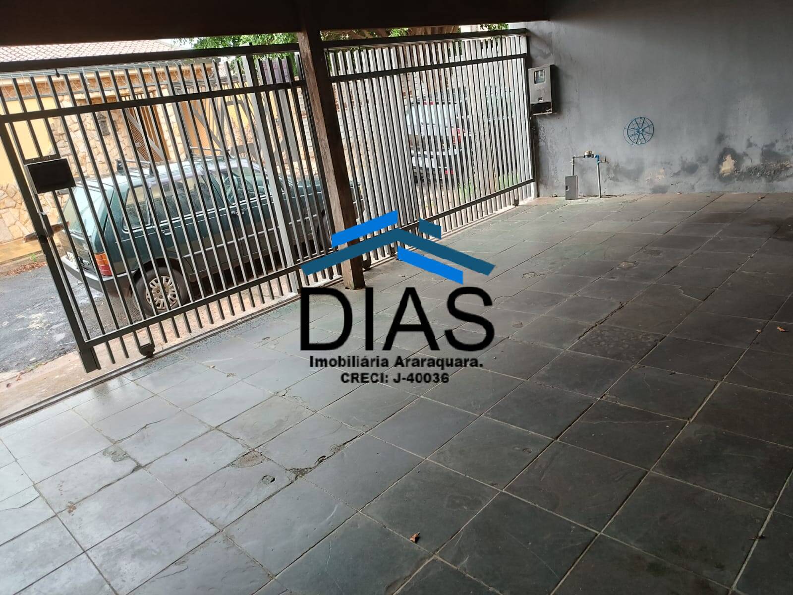 Casa à venda com 3 quartos, 147m² - Foto 2