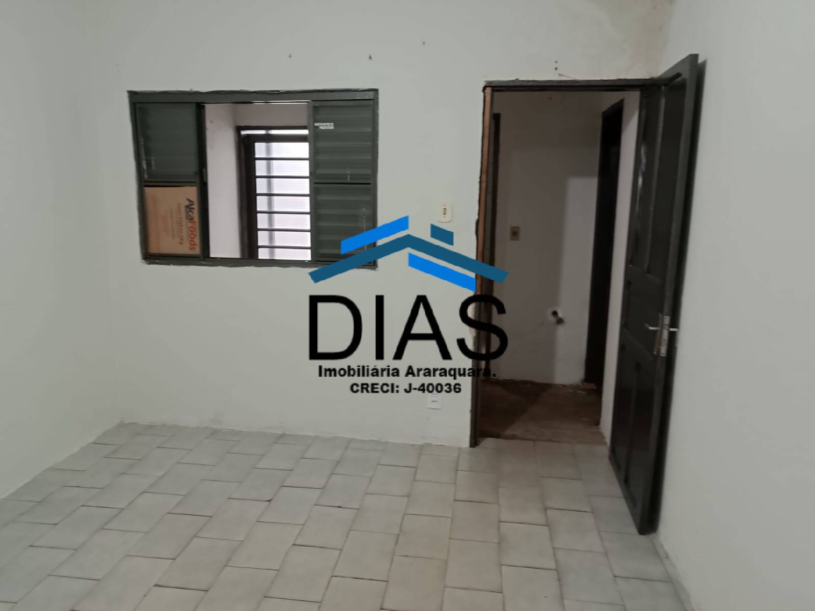 Casa à venda com 3 quartos, 147m² - Foto 4