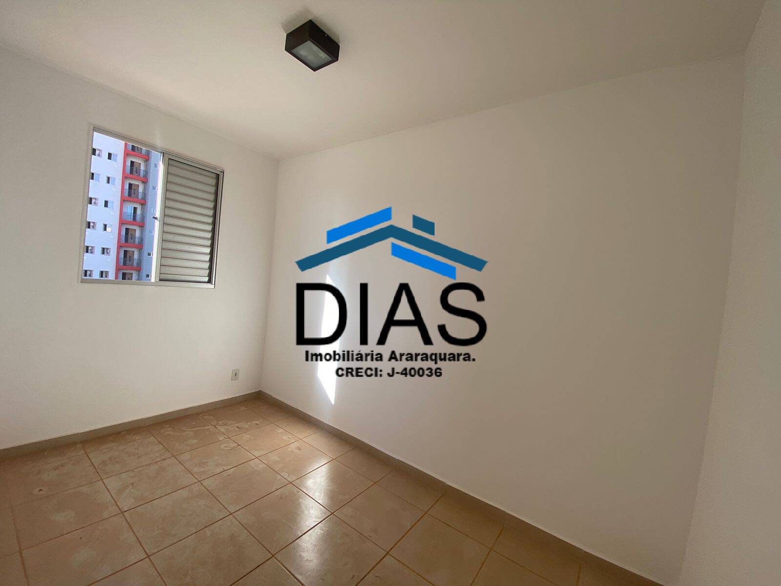 Apartamento à venda com 2 quartos, 50m² - Foto 3