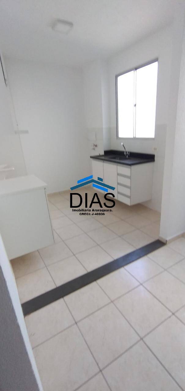 Apartamento à venda com 2 quartos, 53m² - Foto 2