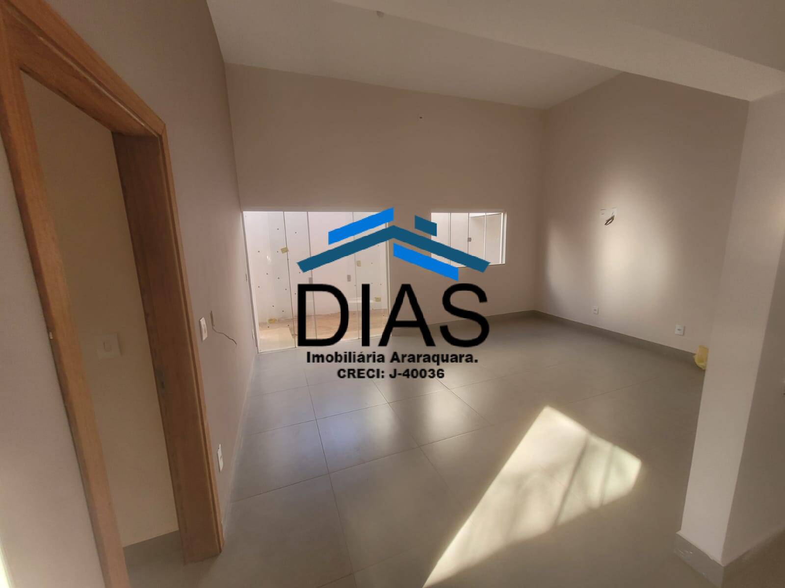 Casa à venda com 3 quartos, 110m² - Foto 6