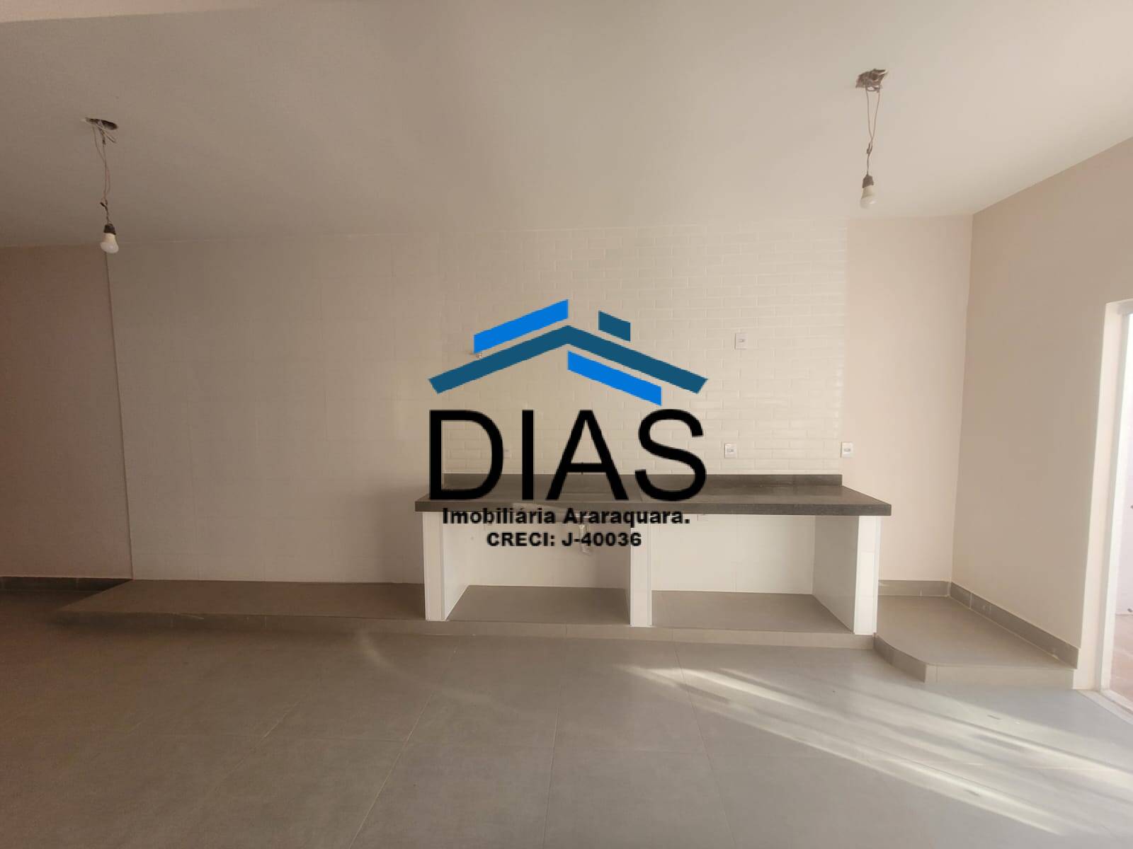 Casa à venda com 3 quartos, 110m² - Foto 12