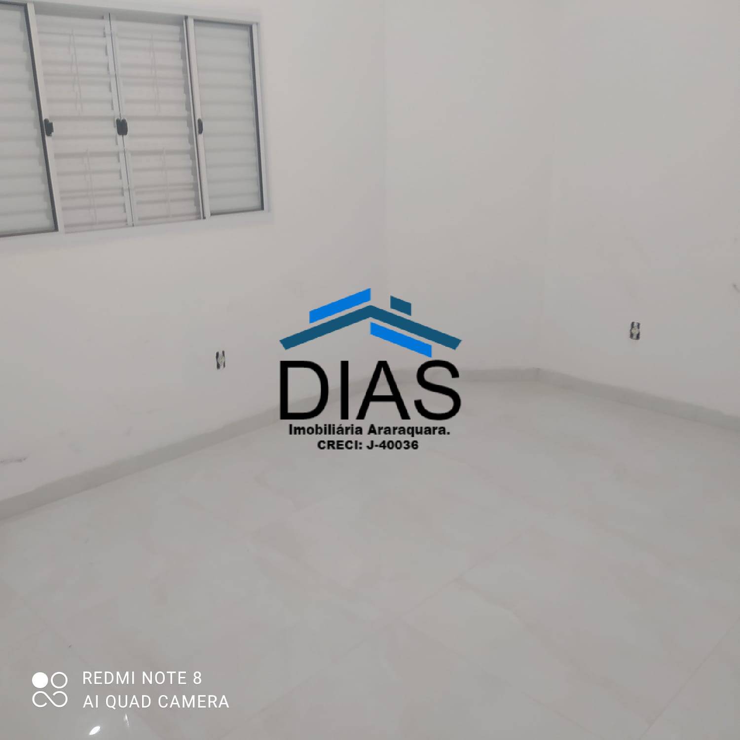 Casa à venda com 3 quartos, 204m² - Foto 5