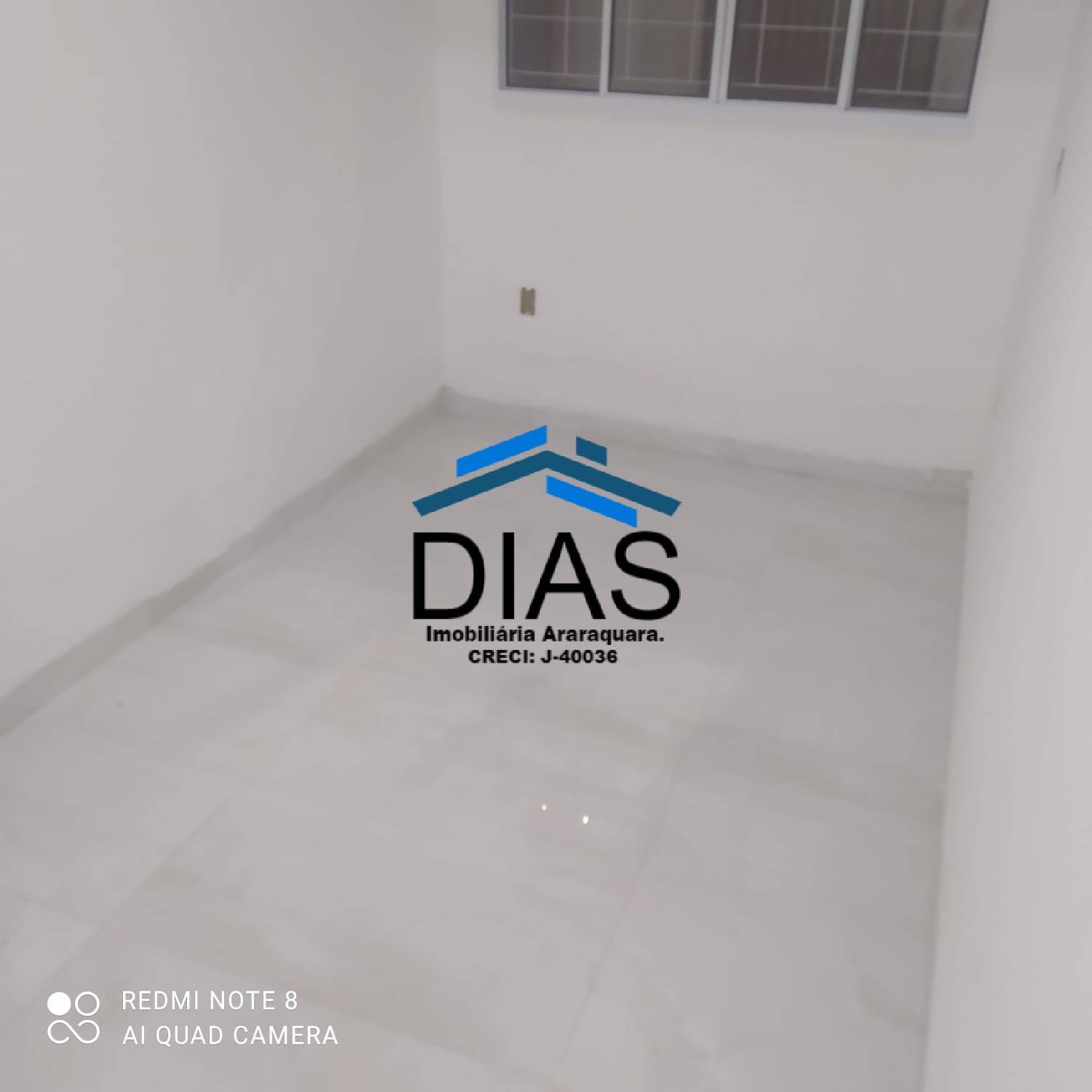 Casa à venda com 3 quartos, 204m² - Foto 4