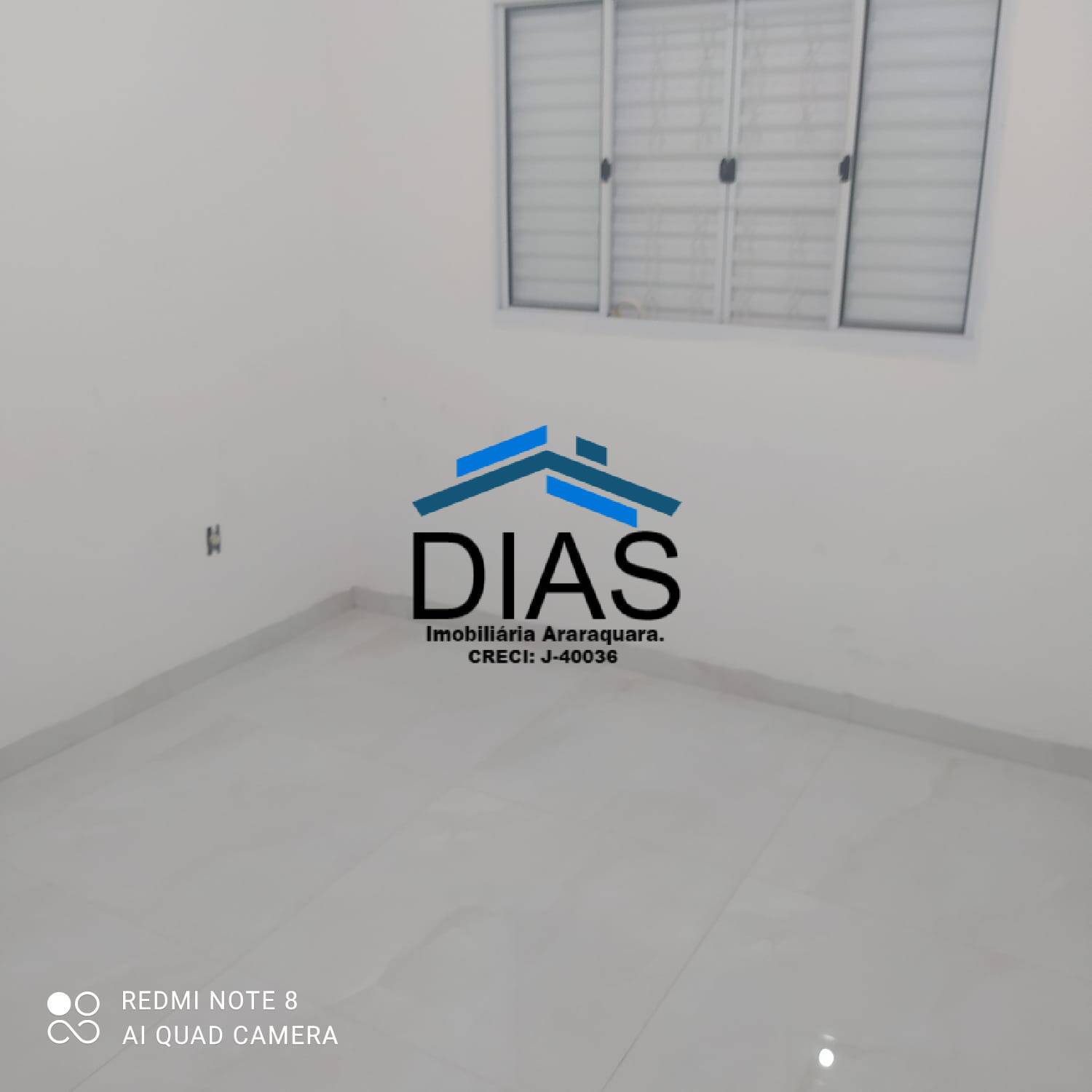 Casa à venda com 3 quartos, 204m² - Foto 14