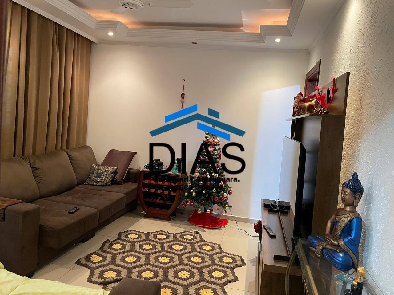 Casa à venda com 2 quartos, 135m² - Foto 2