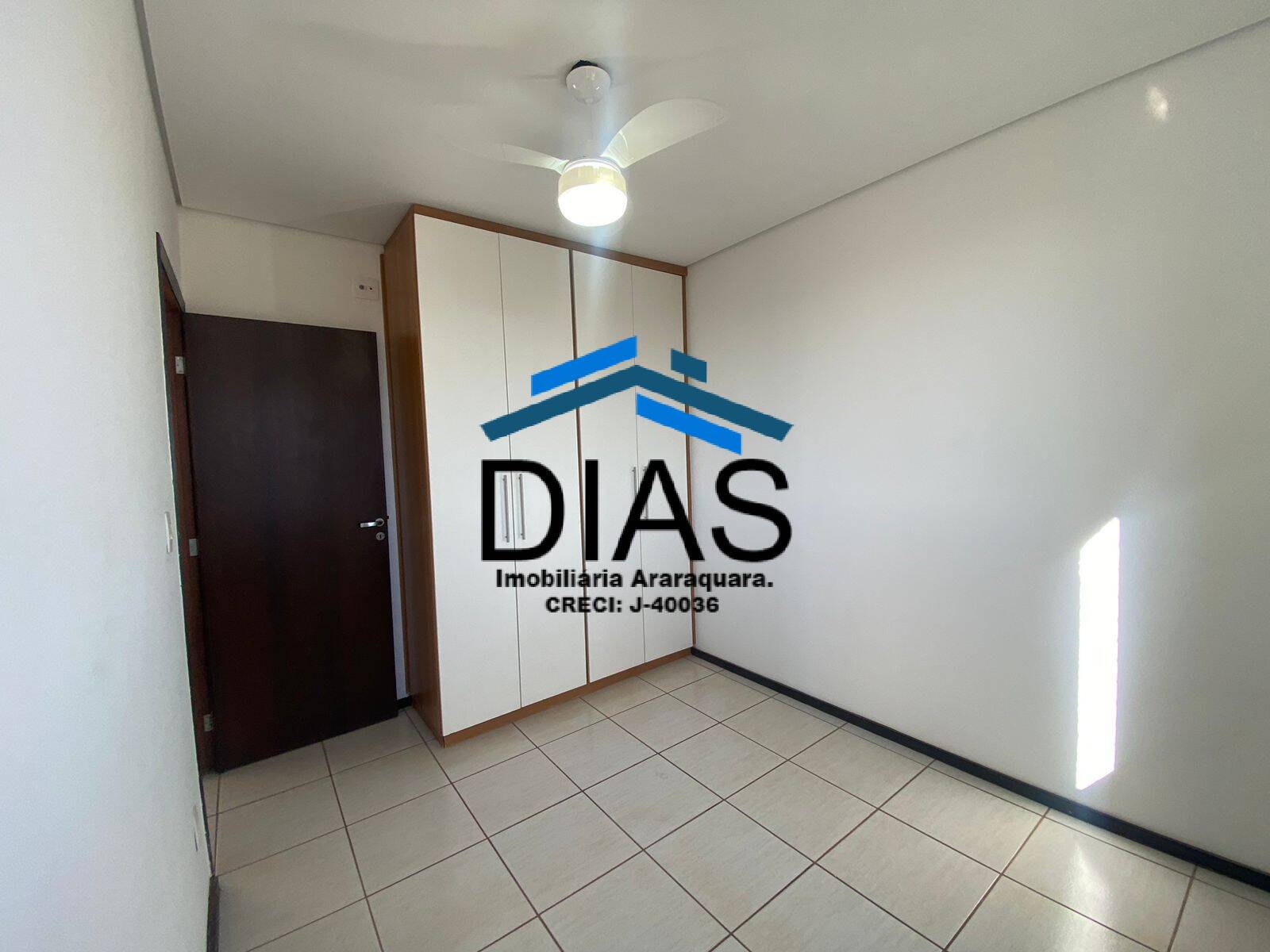 Apartamento à venda com 2 quartos, 127m² - Foto 8