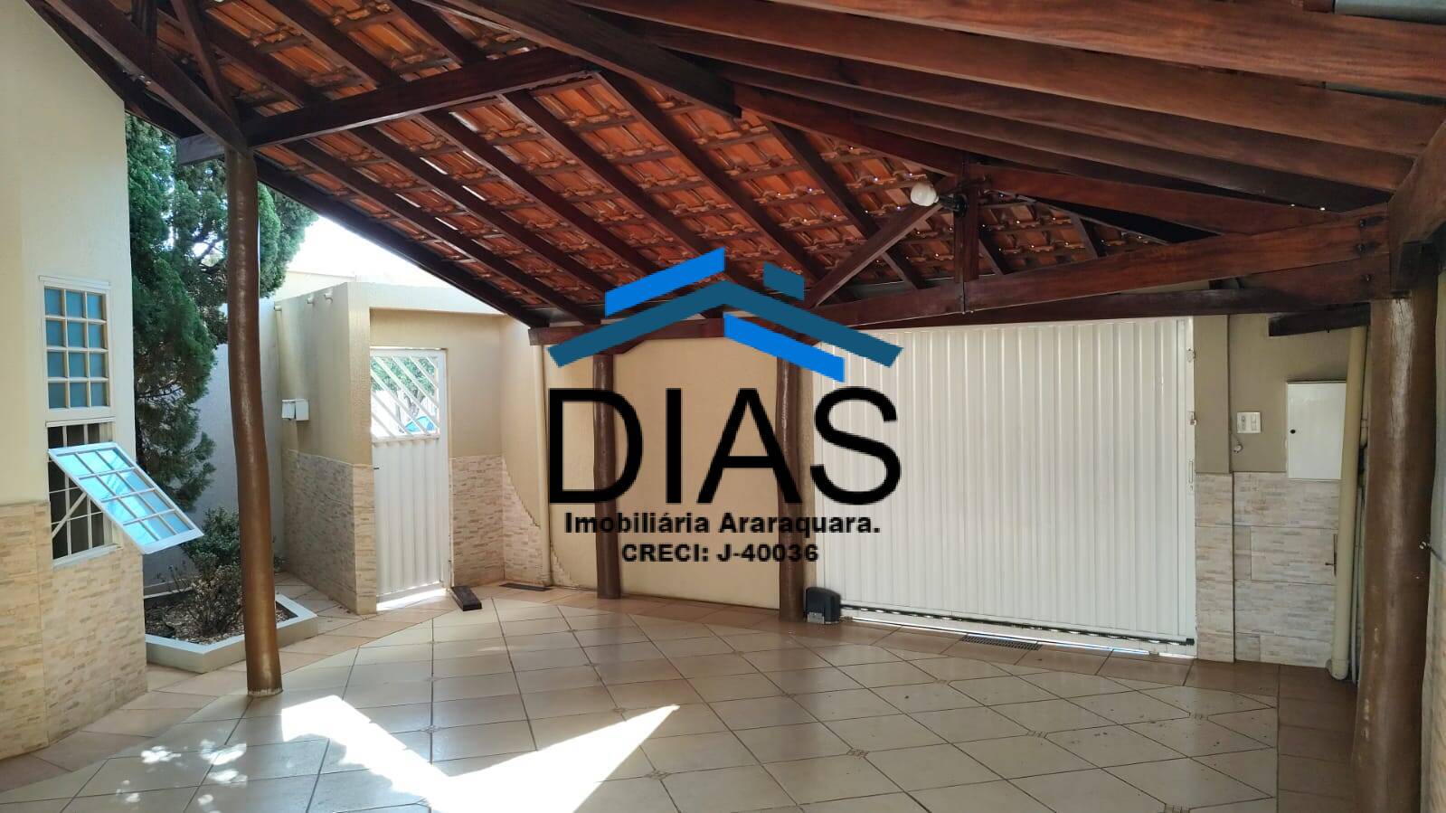 Casa à venda com 2 quartos, 125m² - Foto 13