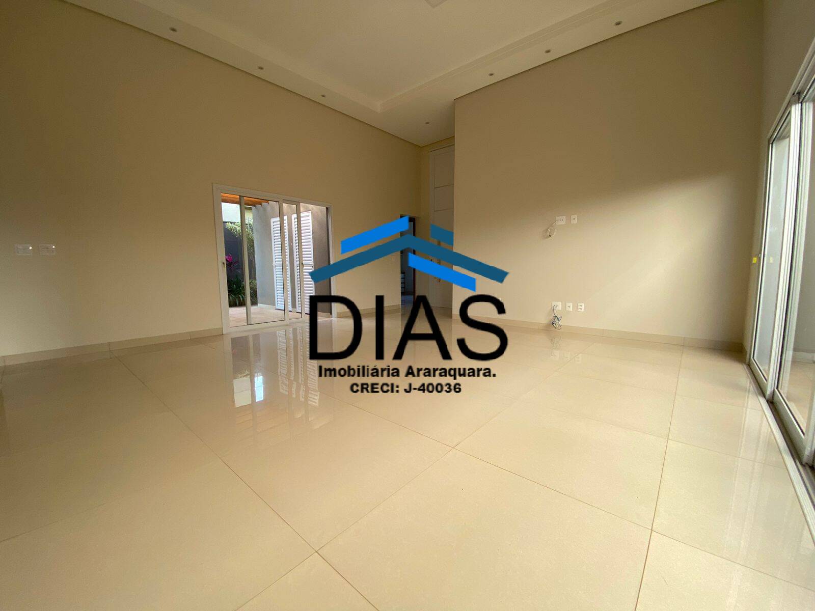 Casa à venda com 3 quartos, 190m² - Foto 16