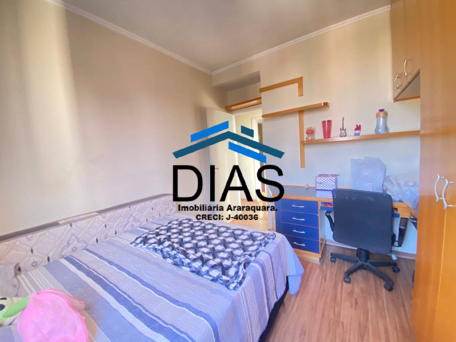 Apartamento à venda com 3 quartos, 157m² - Foto 10