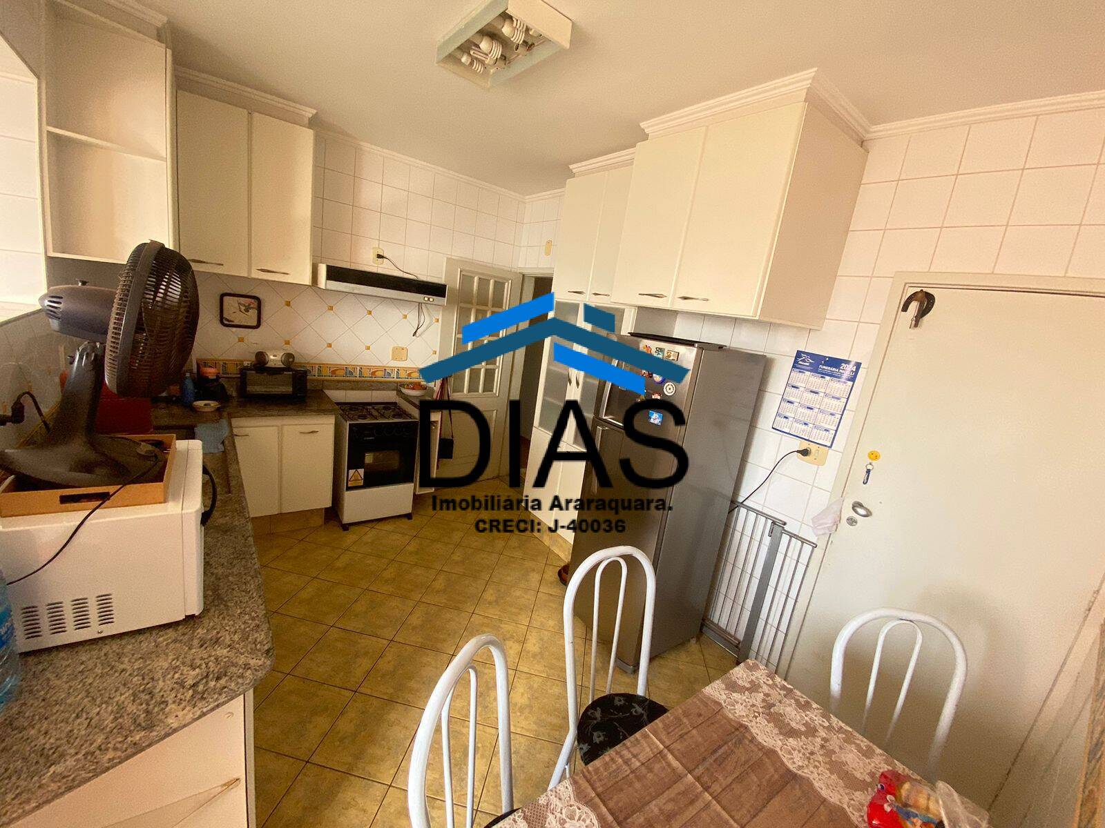 Apartamento à venda com 3 quartos, 157m² - Foto 18