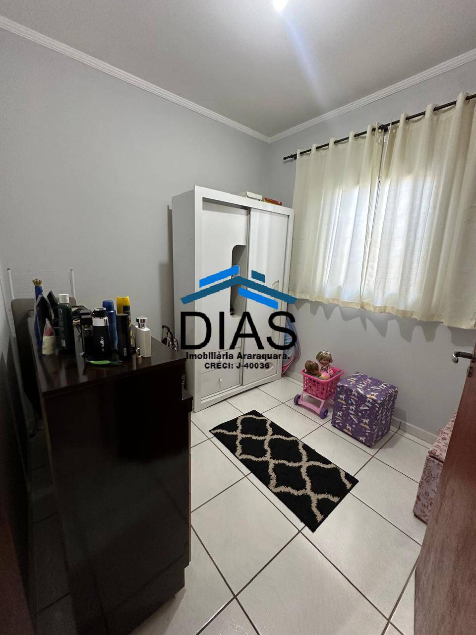 Casa à venda com 3 quartos, 142m² - Foto 8