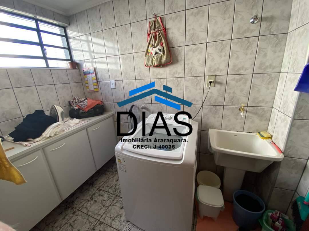 Apartamento à venda com 2 quartos, 72m² - Foto 4