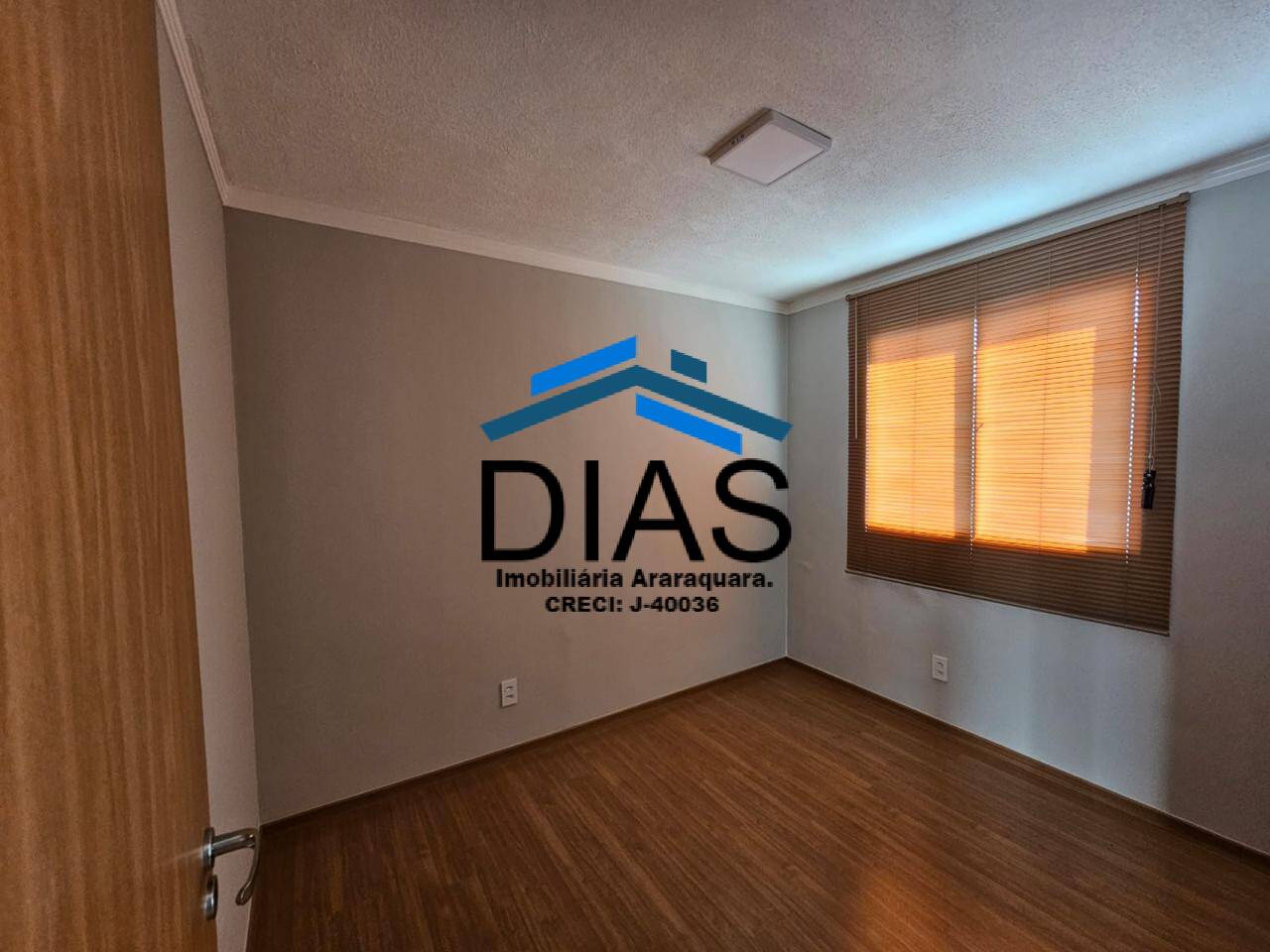 Apartamento à venda com 2 quartos, 39m² - Foto 11