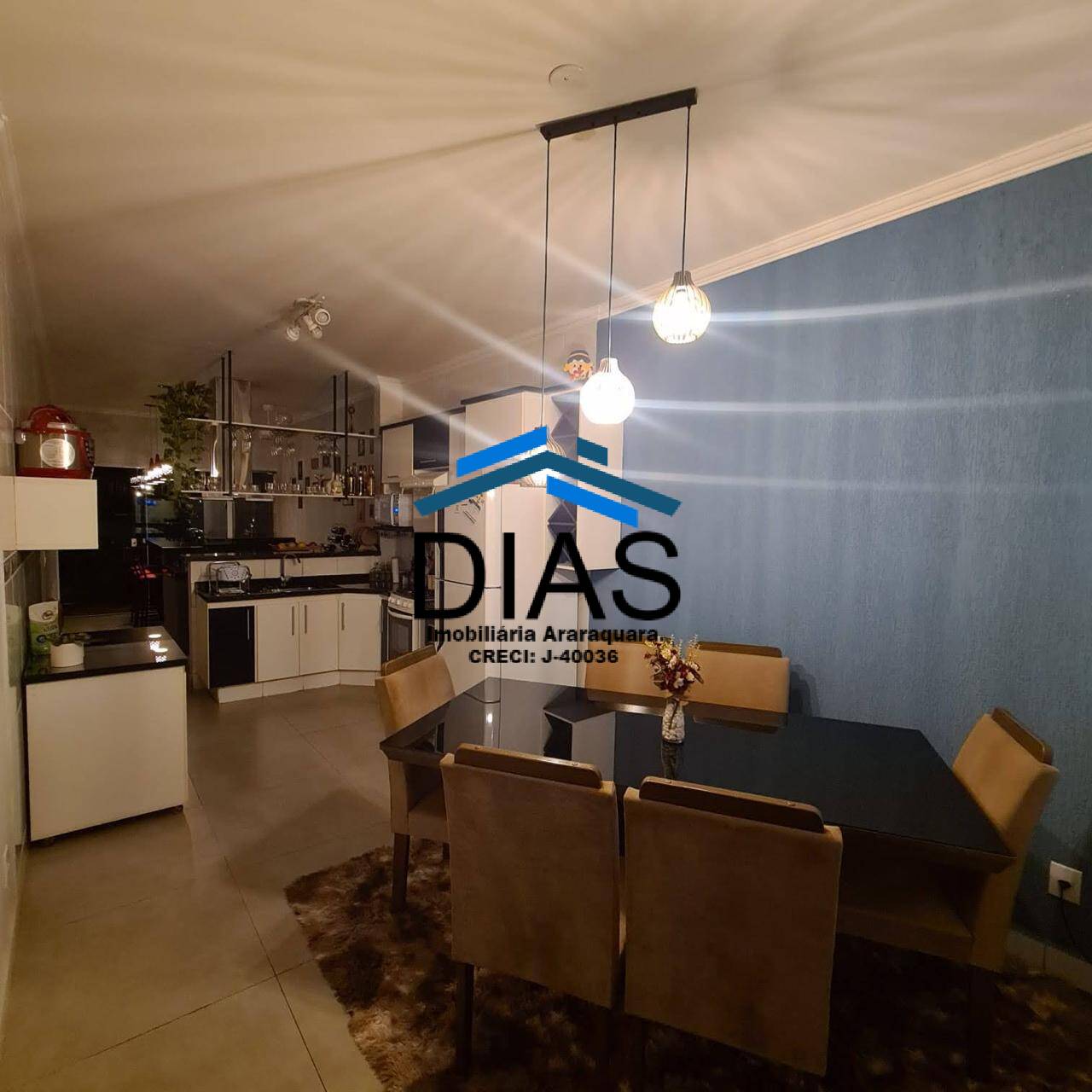 Casa à venda com 2 quartos, 88m² - Foto 4