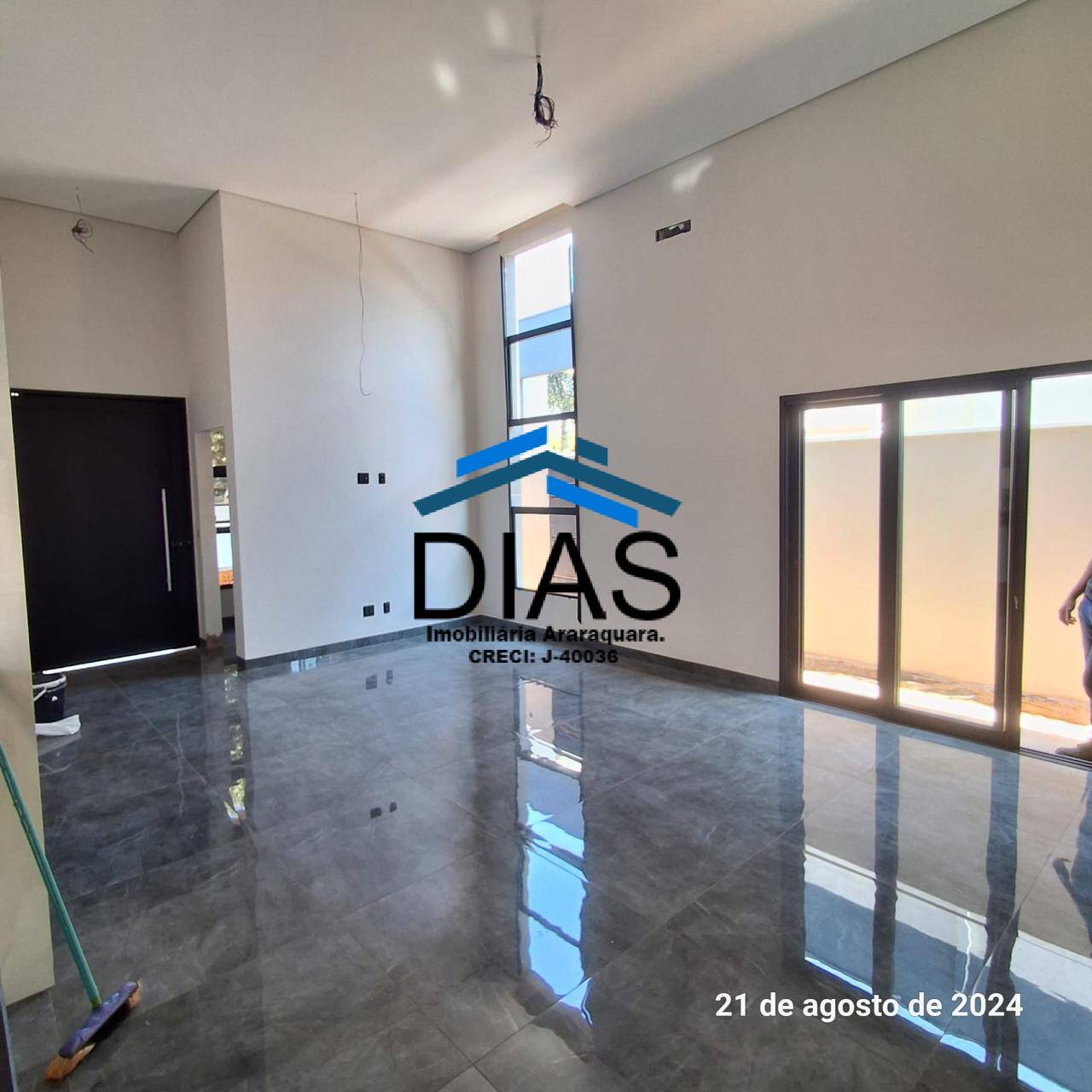 Casa à venda com 3 quartos, 250m² - Foto 6