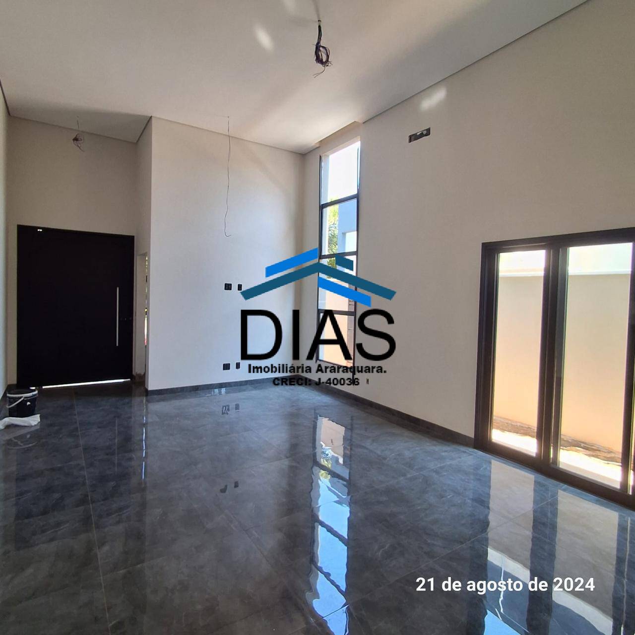 Casa à venda com 3 quartos, 250m² - Foto 5