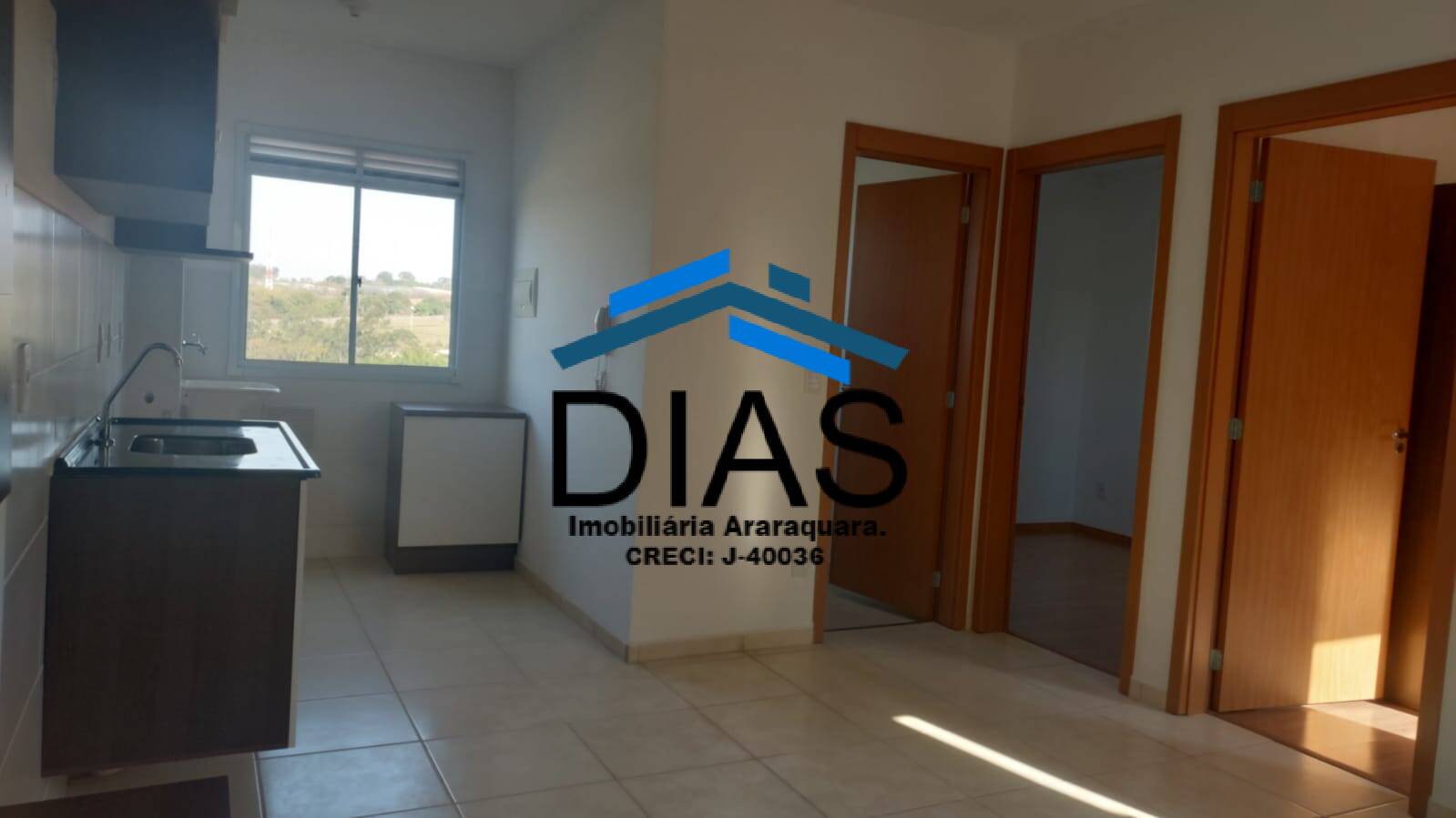 Apartamento à venda com 2 quartos, 50m² - Foto 2