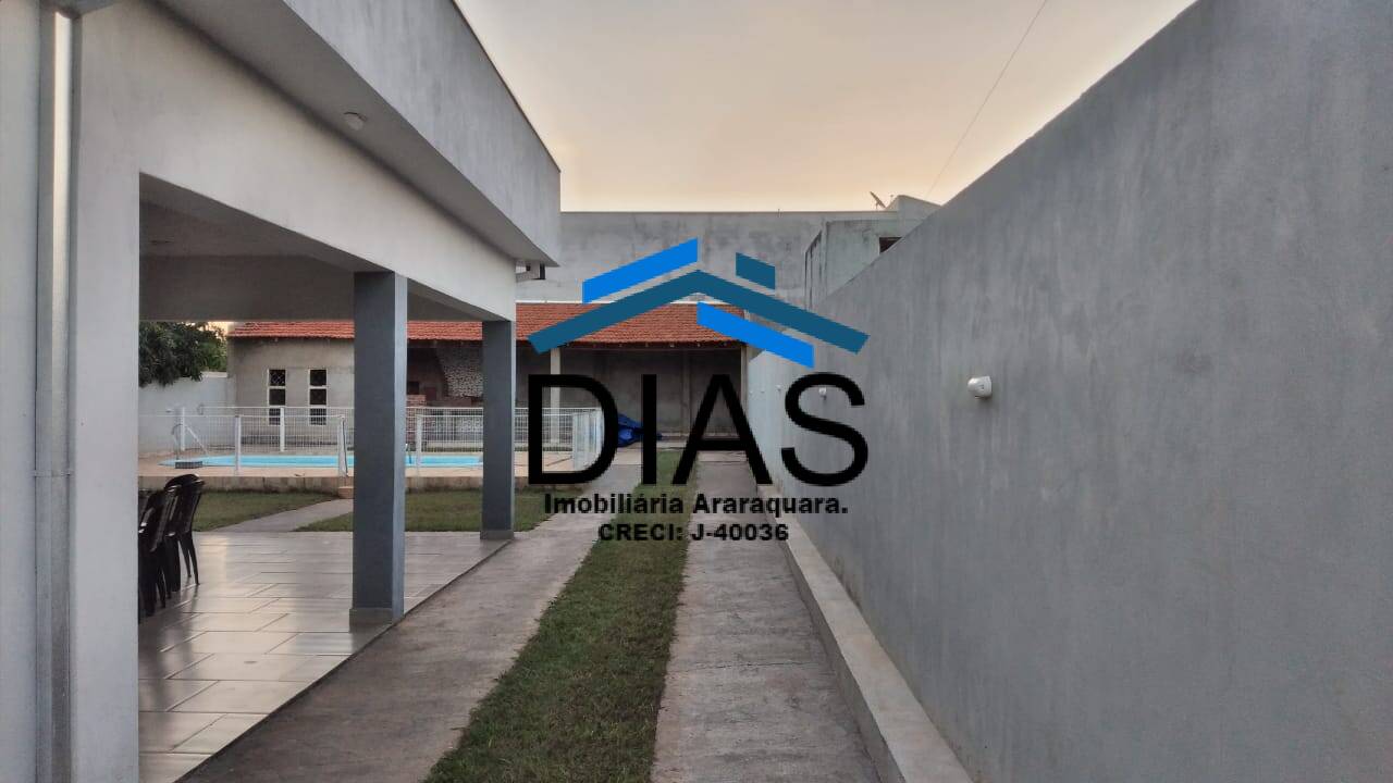 Casa à venda com 3 quartos, 114m² - Foto 3