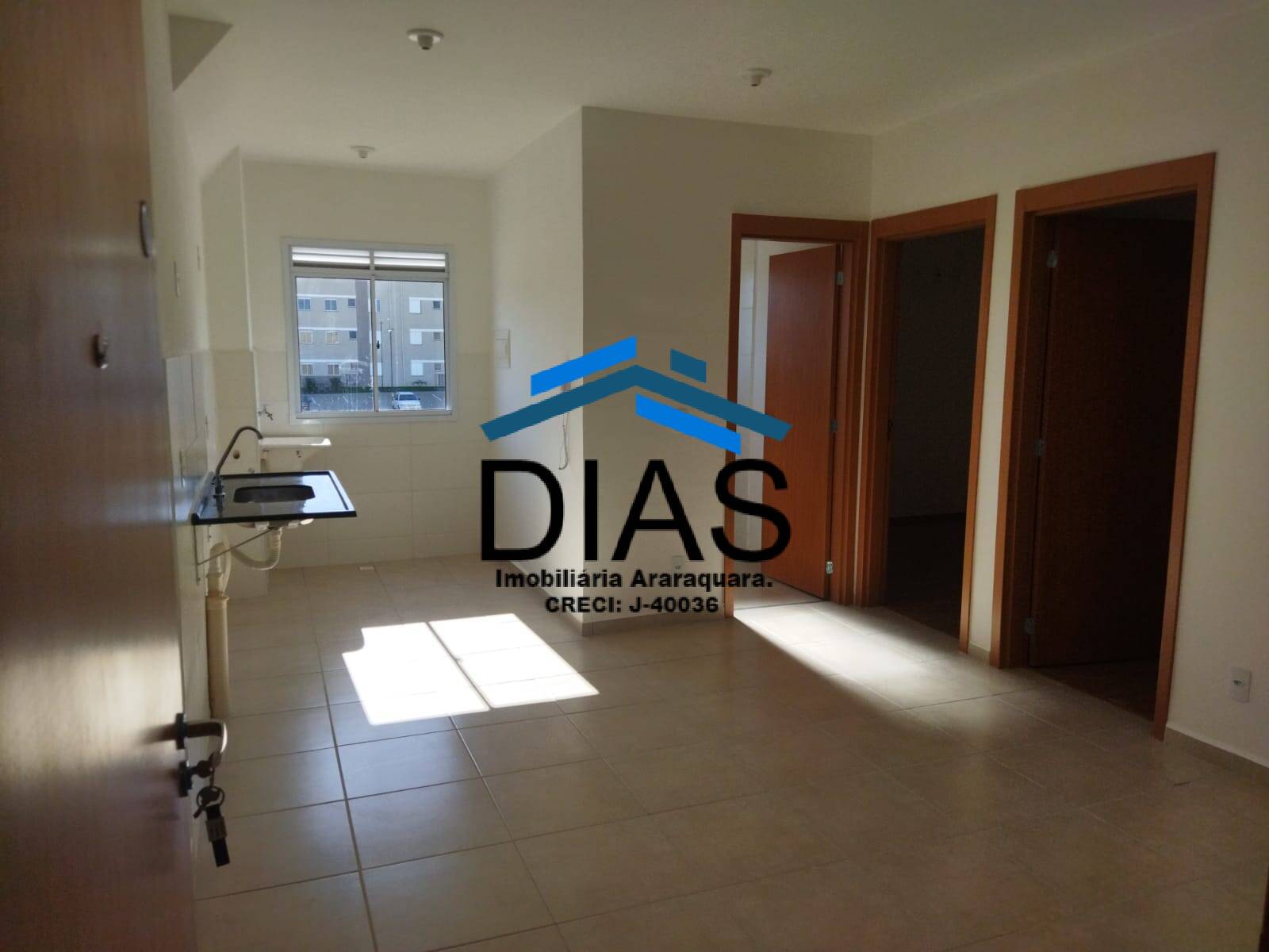 Apartamento à venda com 2 quartos, 48m² - Foto 2