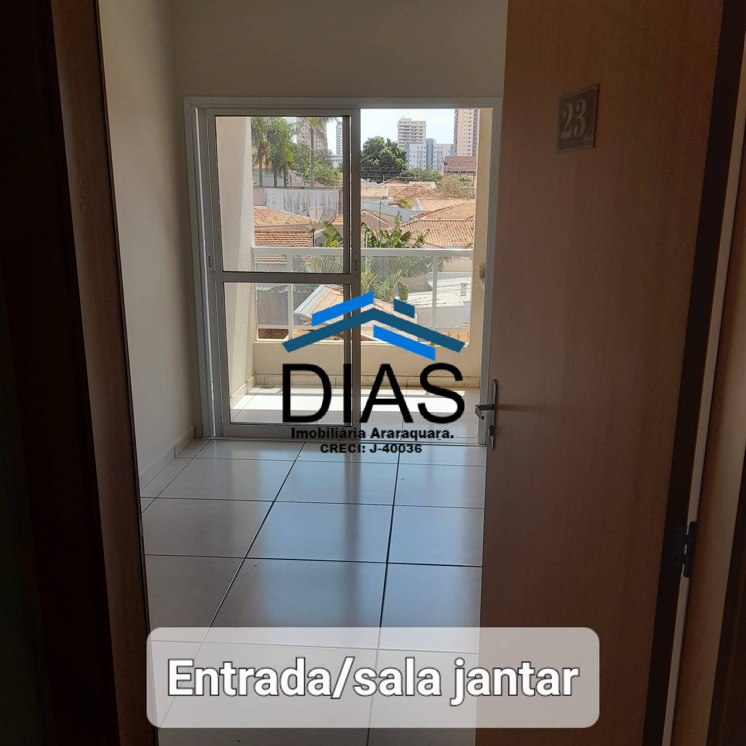 Apartamento à venda com 2 quartos, 63m² - Foto 3