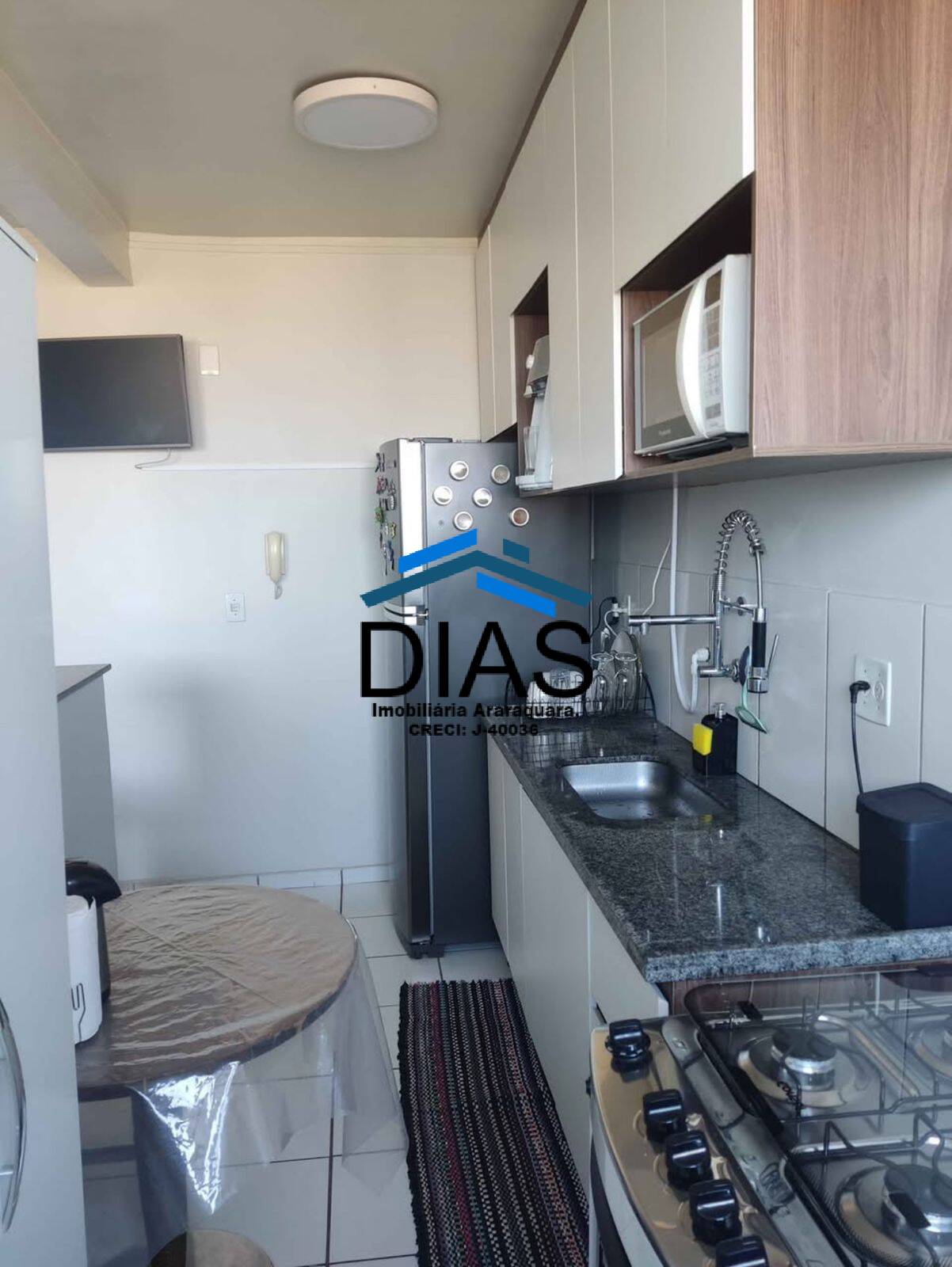 Apartamento à venda com 2 quartos, 79m² - Foto 2