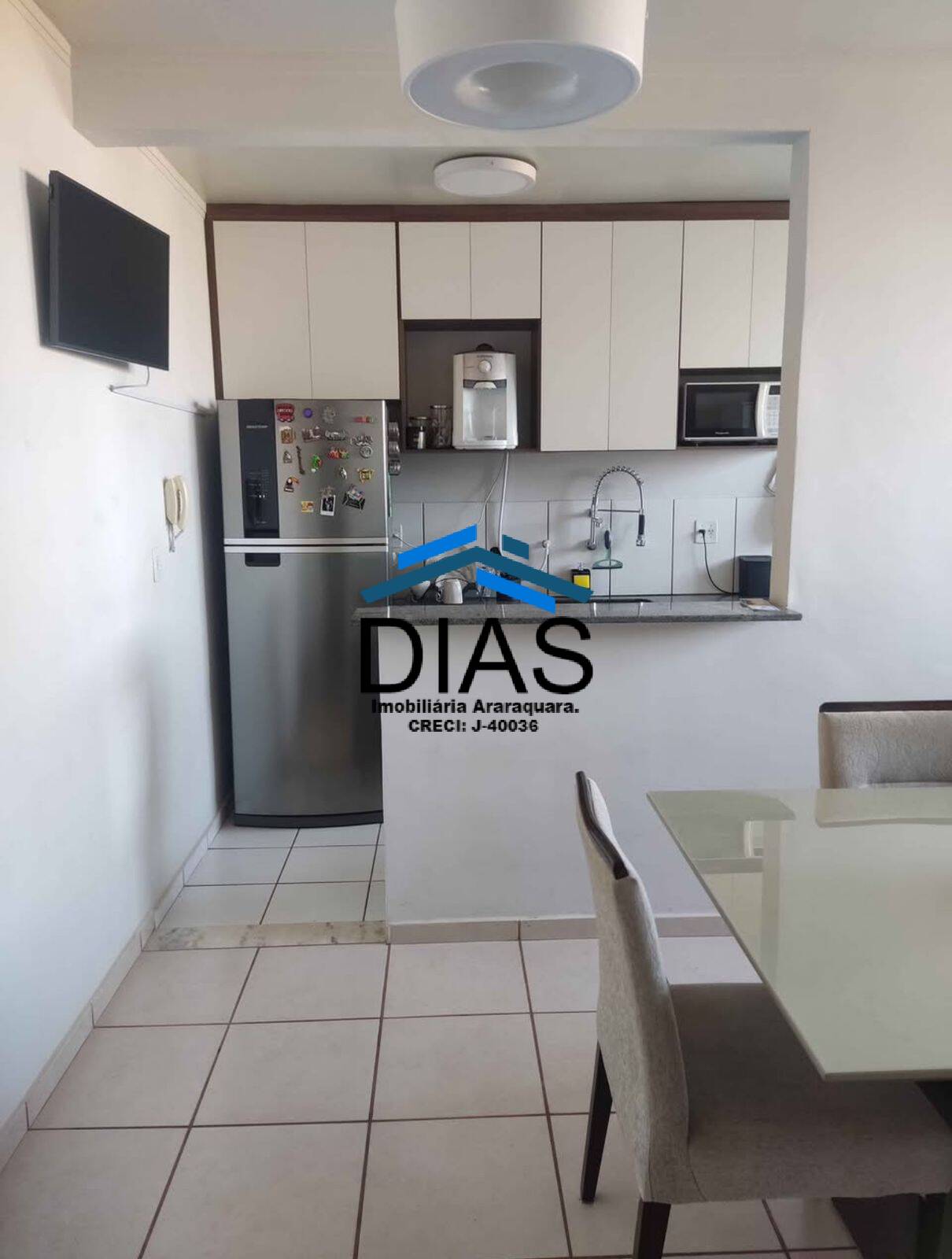 Apartamento à venda com 2 quartos, 79m² - Foto 1