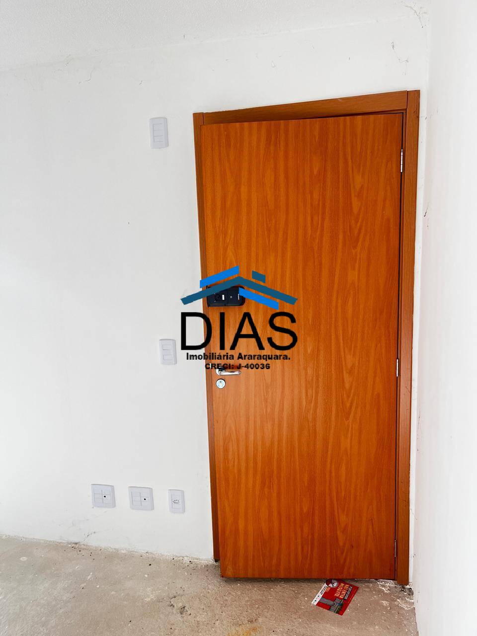 Apartamento à venda com 2 quartos, 39m² - Foto 2