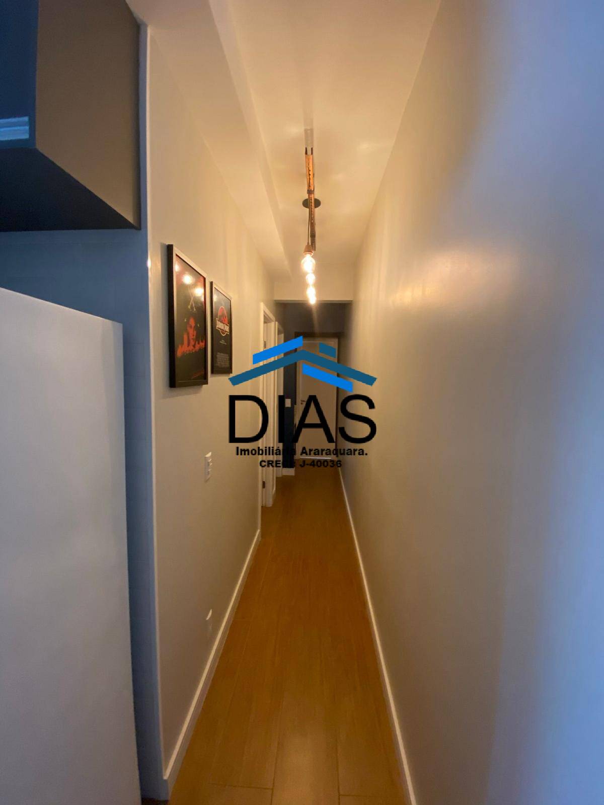 Apartamento à venda com 2 quartos, 64m² - Foto 12